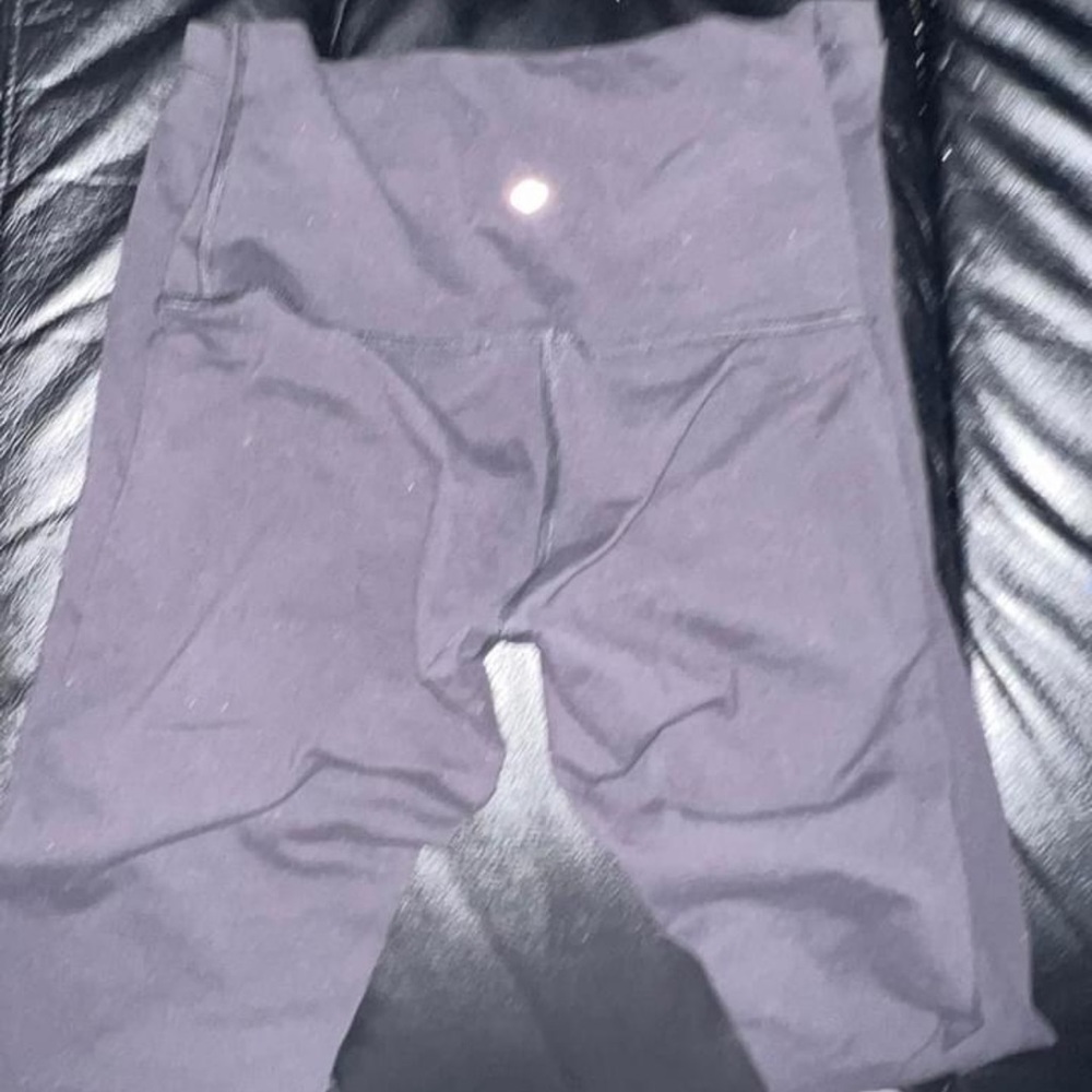 Black lululemon leggings